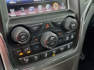 Jeep Grand Cherokee 2017 4x4 Summit 4p SUV