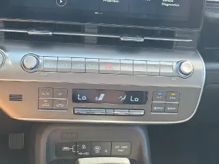 Hyundai KONA 2026 SEL Sport 4p SUV
