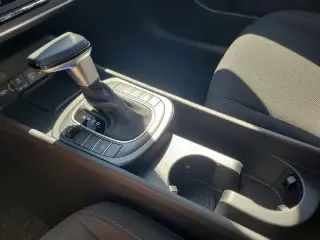 Hyundai KONA 2026 SEL Sport 4p SUV