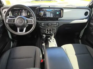 Jeep Wrangler 2024 4x4 Sahara 4xe 4dr SUV