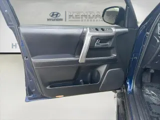 Toyota 4Runner 2019 4x2 SR5 4p SUV