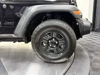 Jeep Wrangler 2025 4x4 Sport 4dr SUV