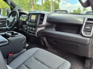 Ram 1500 2021 4x4 Big Horn 4dr Crew Cab 5.6 ft. SB Pickup