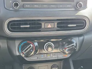 Hyundai KONA 2023 SEL 4dr Crossover