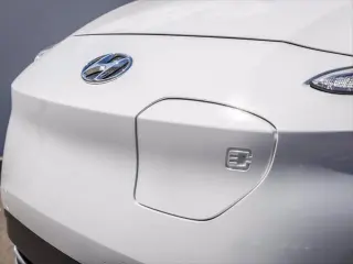 Hyundai KONA Eléctrico 2023 Limited 4p Crossover
