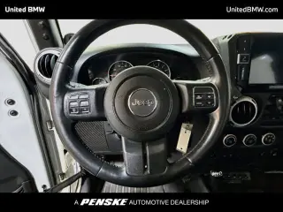Jeep Wrangler Ilimitado 2013 4x4 Sahara 4p SUV