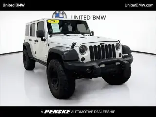 Jeep Wrangler Ilimitado 2013 4x4 Sahara 4p SUV