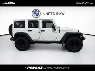 Jeep Wrangler Ilimitado 2013 4x4 Sahara 4p SUV