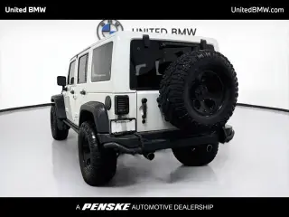 Jeep Wrangler Ilimitado 2013 4x4 Sahara 4p SUV