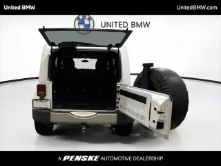 Jeep Wrangler Unlimited 2017 4x4 Sahara 4p SUV