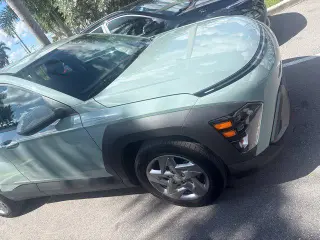 Hyundai KONA 2024 SE 4dr Crossover