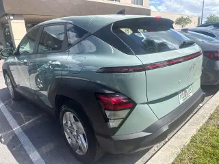 Hyundai KONA 2024 SE 4dr Crossover