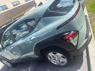 Hyundai KONA 2024 SE 4dr Crossover
