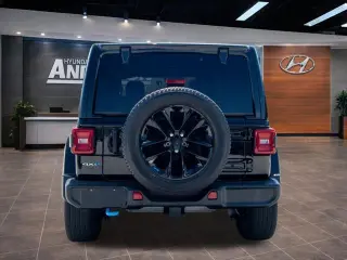 Jeep Wrangler Unlimited 2022 4x4 Sahara 4xe 4puertas SUV