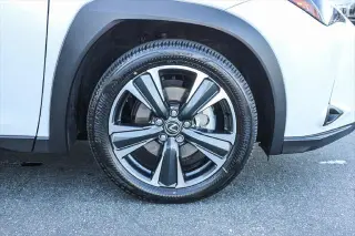 Lexus UX 300h 2025 4p Crossover