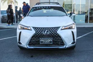 Lexus UX 300h 2025 4p Crossover