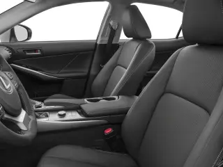 Lexus IS 300 2018 4dr Sedán