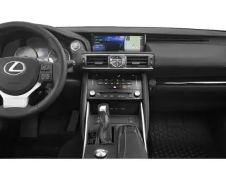 Lexus IS 300 2018 4dr Sedán