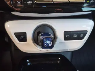 Toyota Prius Prime 2017 Plus 4dr Hatchback