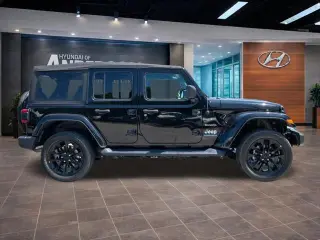 Jeep Wrangler 2023 4x4 Sahara 4xe 4dr SUV