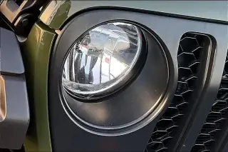 Jeep Gladiator 2023 4x4 Mojave 4dr Cabina de tripulación 5.0 ft. SB