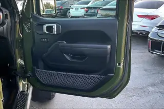 Jeep Gladiator 2023 4x4 Mojave 4dr Cabina de tripulación 5.0 ft. SB