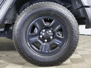 Jeep Wrangler 2024 4x4 Sport 4p SUV