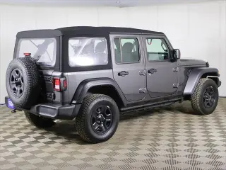 Jeep Wrangler 2024 4x4 Sport 4p SUV