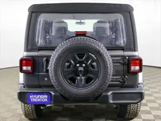 Jeep Wrangler 2024 4x4 Sport 4p SUV