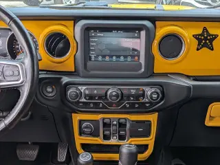 Jeep Wrangler Unlimited 2020 4x4 Sahara 4dr SUV