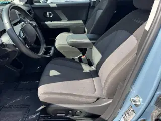 Hyundai IONIQ 5 2024 SE Standard Range 4dr Crossover