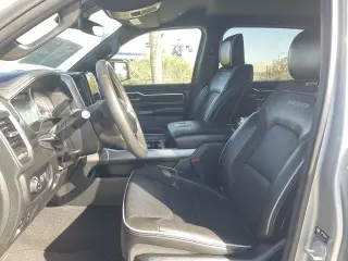 Ram 1500 2025 4x4 Laramie 4dr Crew Cab 5.6 ft. SB Pickup