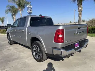 Ram 1500 2025 4x4 Laramie 4dr Crew Cab 5.6 ft. SB Pickup