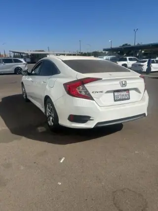 Honda Civic 2016 LX 4dr Sedan CVT