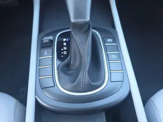 Hyundai KONA 2025 AWD SEL 4dr Crossover