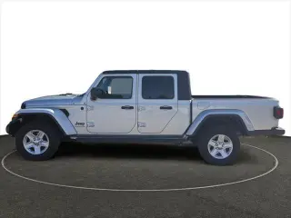 Jeep Gladiator 2022 4x4 Sport 4dr Cabina de tripulação 5.0 ft. AB