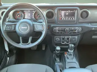 Jeep Wrangler 2023 4x4 Sport S 4p SUV