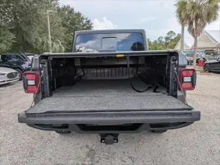 Jeep Gladiator 2020 4x4 Overland 4p Cab de Tripulacion 5.0 ft. SB