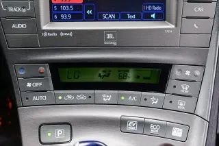 Toyota Prius 2012 Cuatro 4dr Hatchback