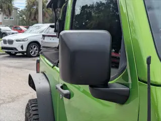 Jeep Wrangler 2018 4x4 Sport 2p SUV (versión de mitad de año)