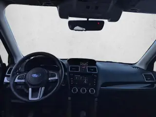 Subaru Forester 2017 4x4 2.0XT Touring 4p Vagonete