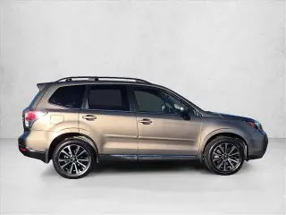 Subaru Forester 2017 4x4 2.0XT Touring 4p Vagonete