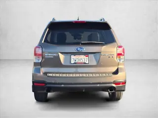 Subaru Forester 2017 4x4 2.0XT Touring 4p Vagonete