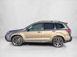 Subaru Forester 2017 4x4 2.0XT Touring 4p Vagonete