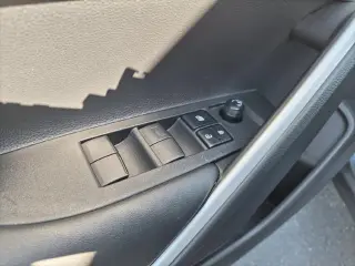 Toyota Corolla Cross 2025 L 4dr Crossover