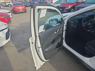 Hyundai KONA 2022 Limited 4p Crossover