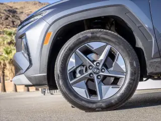 Hyundai TUCSON Híbrido Enchufe 2025 AWD SEL 4p SUV