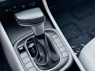 Hyundai KONA 2024 SEL 4dr Crossover