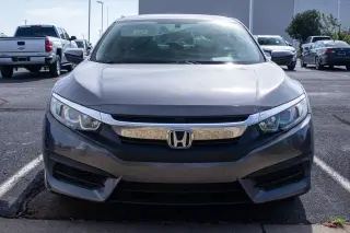 Honda Civic 2018 LX 4dr Sedán CVT