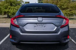 Honda Civic 2018 LX 4dr Sedán CVT